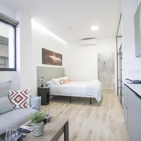 Rentalsevilla Torneo Apartment